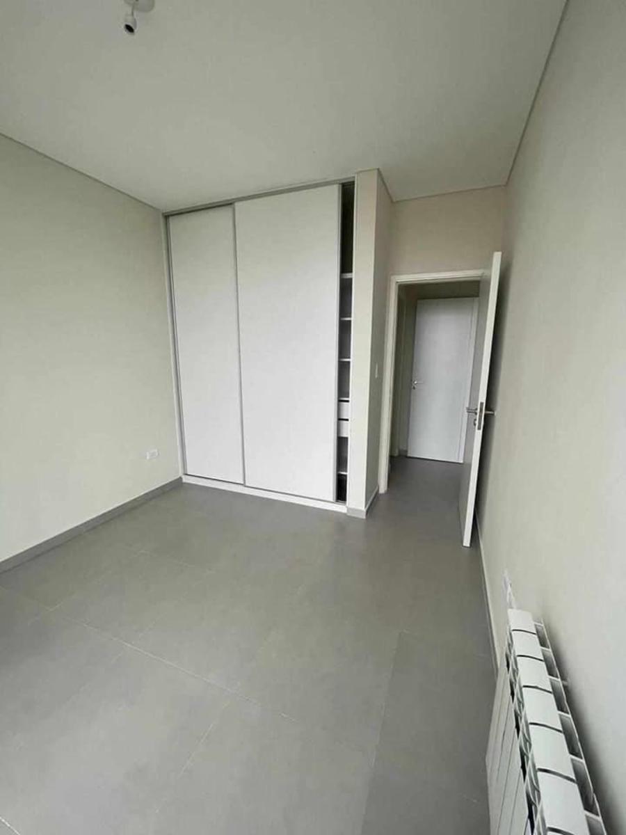 VENDO DEPARTAMENTOS DE CATEGORIA — foto 2
