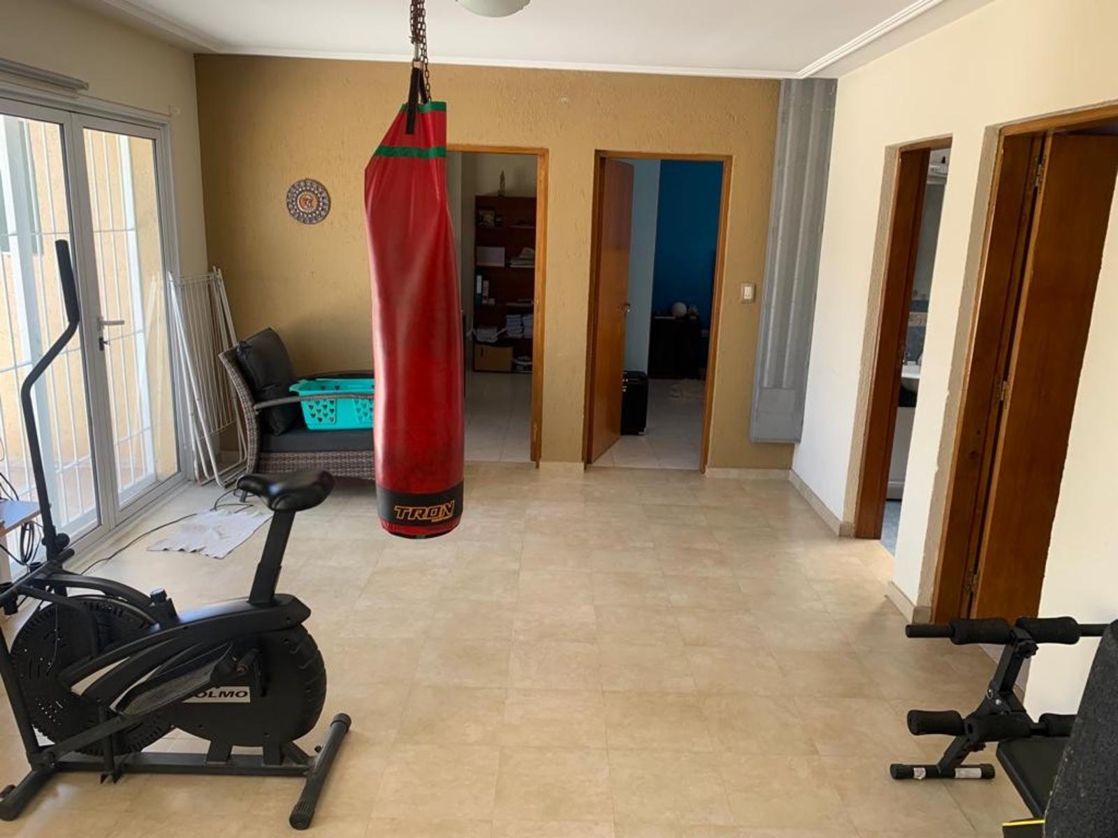 VENTA CASA DE CATEGORIA BANDA NORTE — foto 5