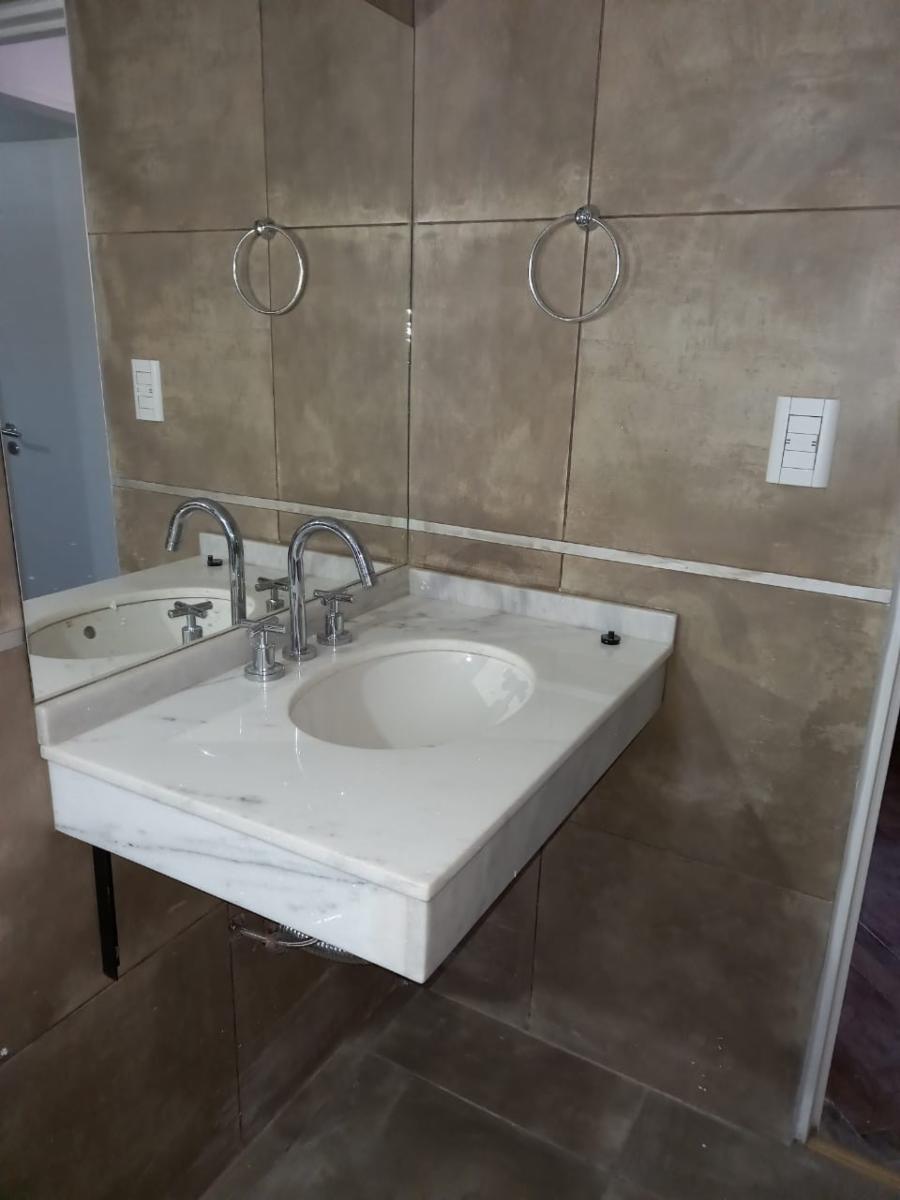 VENDO amplio departamento en el centro — foto 6