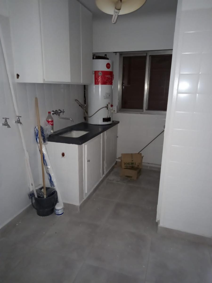 VENDO amplio departamento en el centro — foto 7