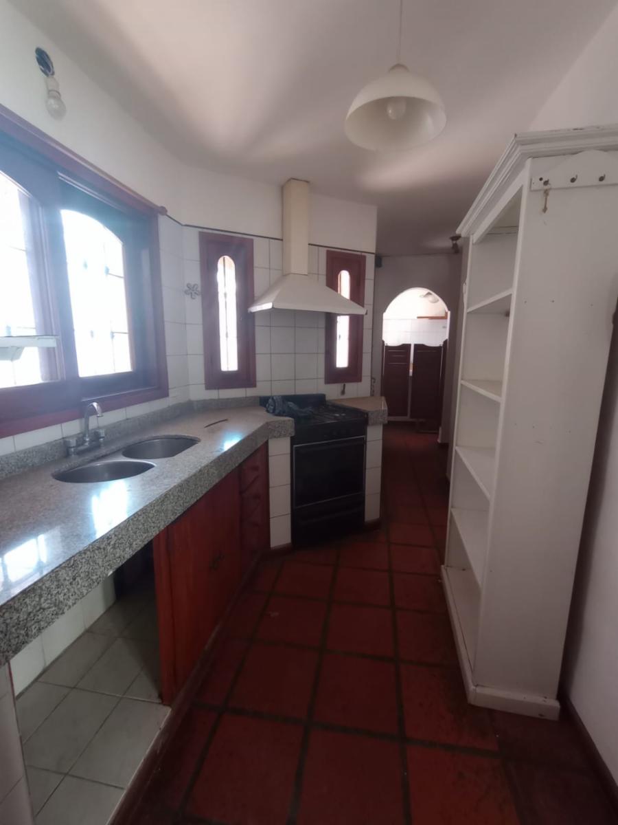 VENDO HERMOSA CASA -- EXCELENTE UBICACION — foto 5