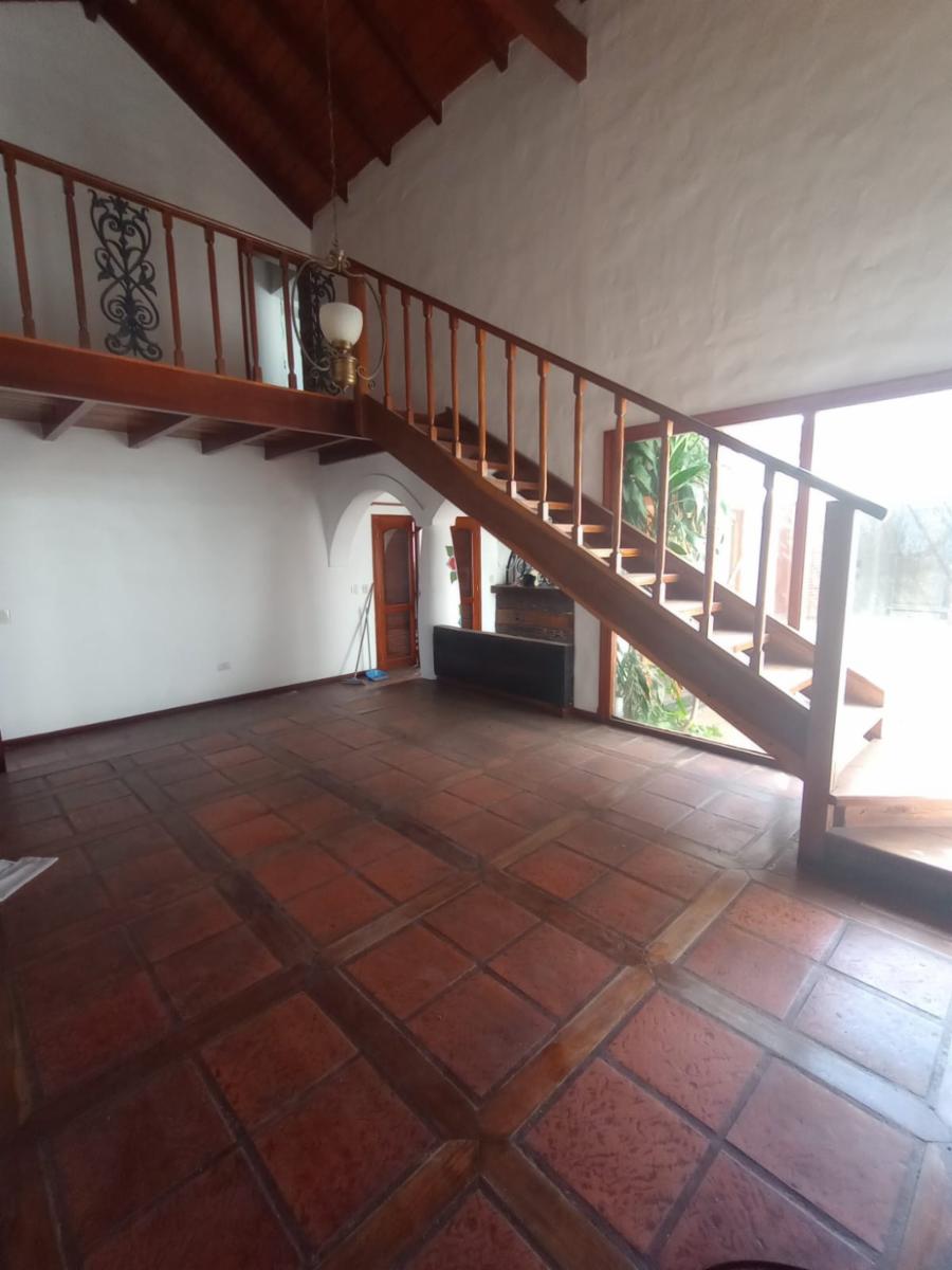 VENDO HERMOSA CASA -- EXCELENTE UBICACION — foto 10