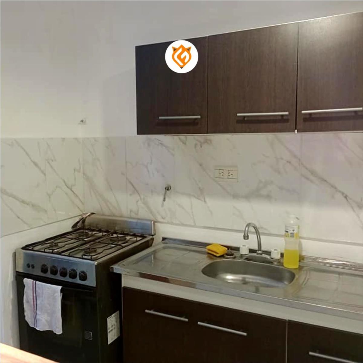 VENDO DEPARTAMENTO AMPLIO -RESTAURADO — foto 4