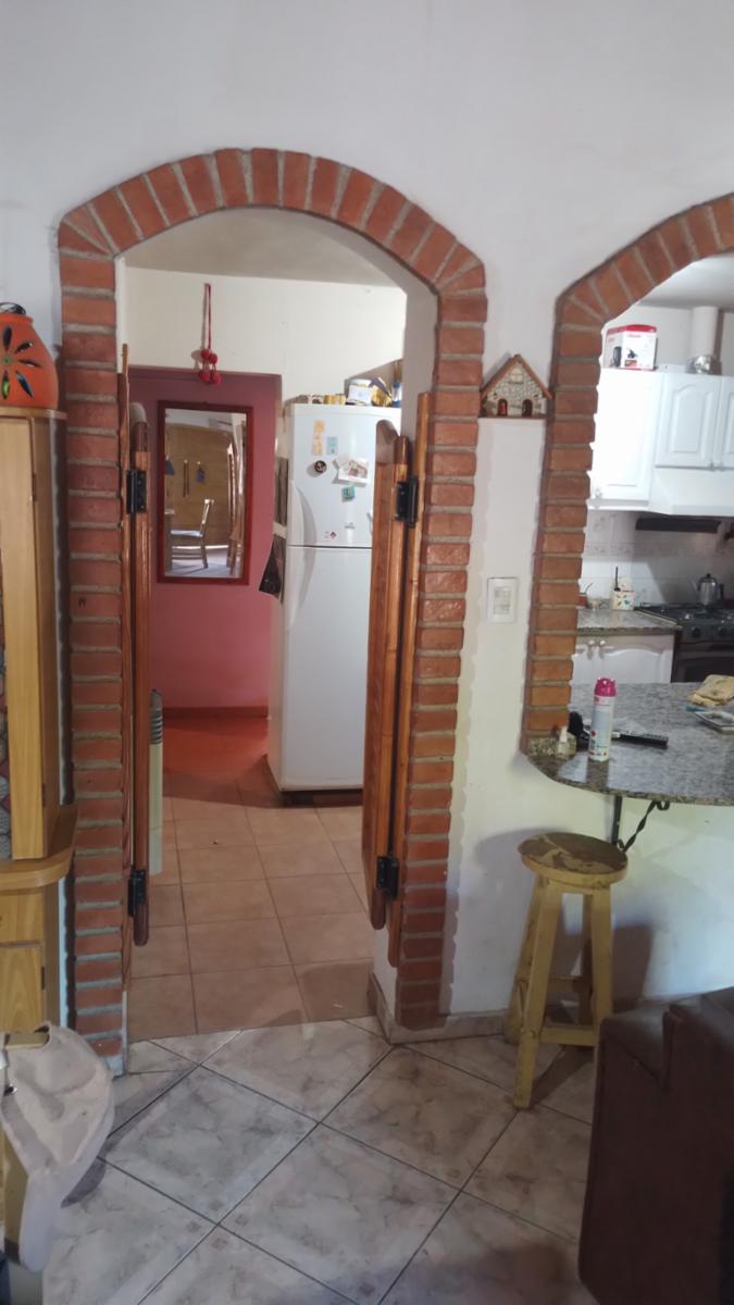 BELLA CASA EN VENTA ZONA TRANQUILA — foto 8