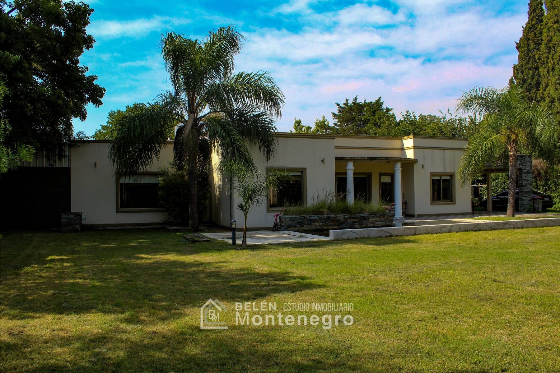 Propiedad única con piscina en alquiler - 8