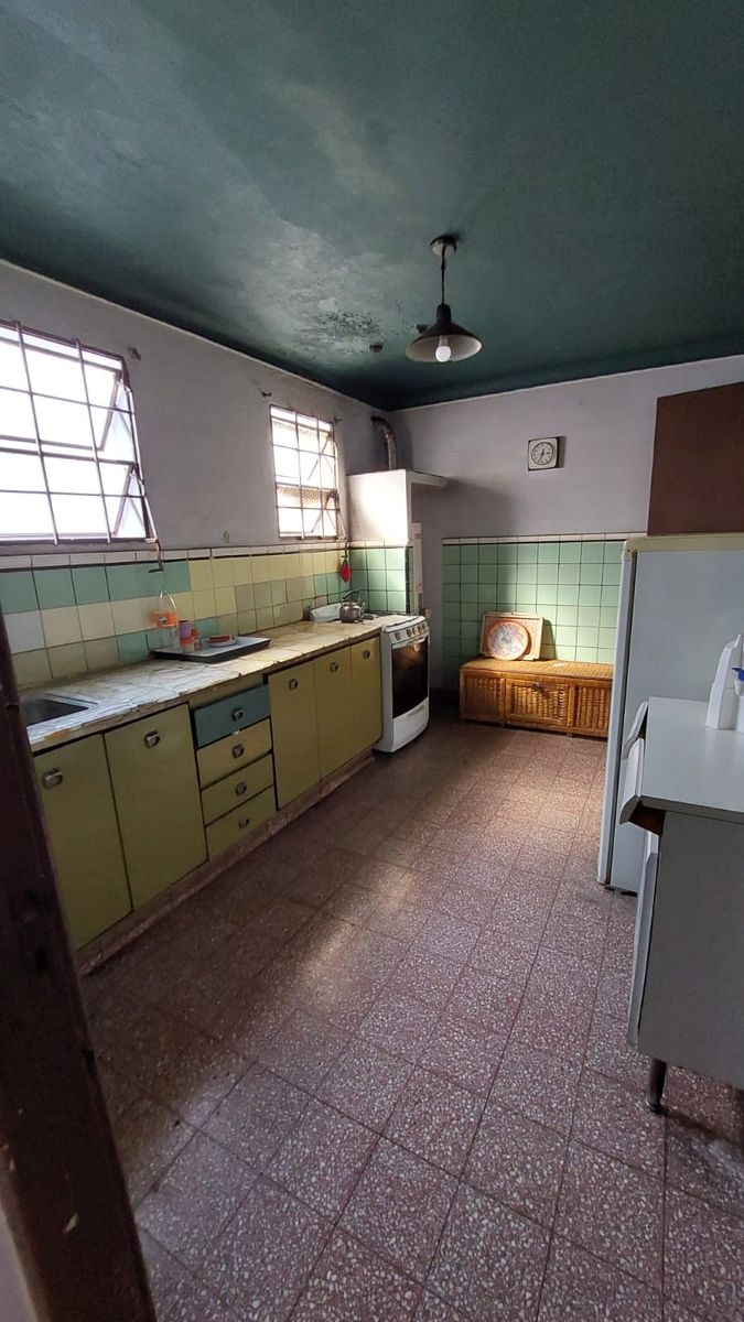Oportunidad Casa con Local Comercial y depósito — foto 3