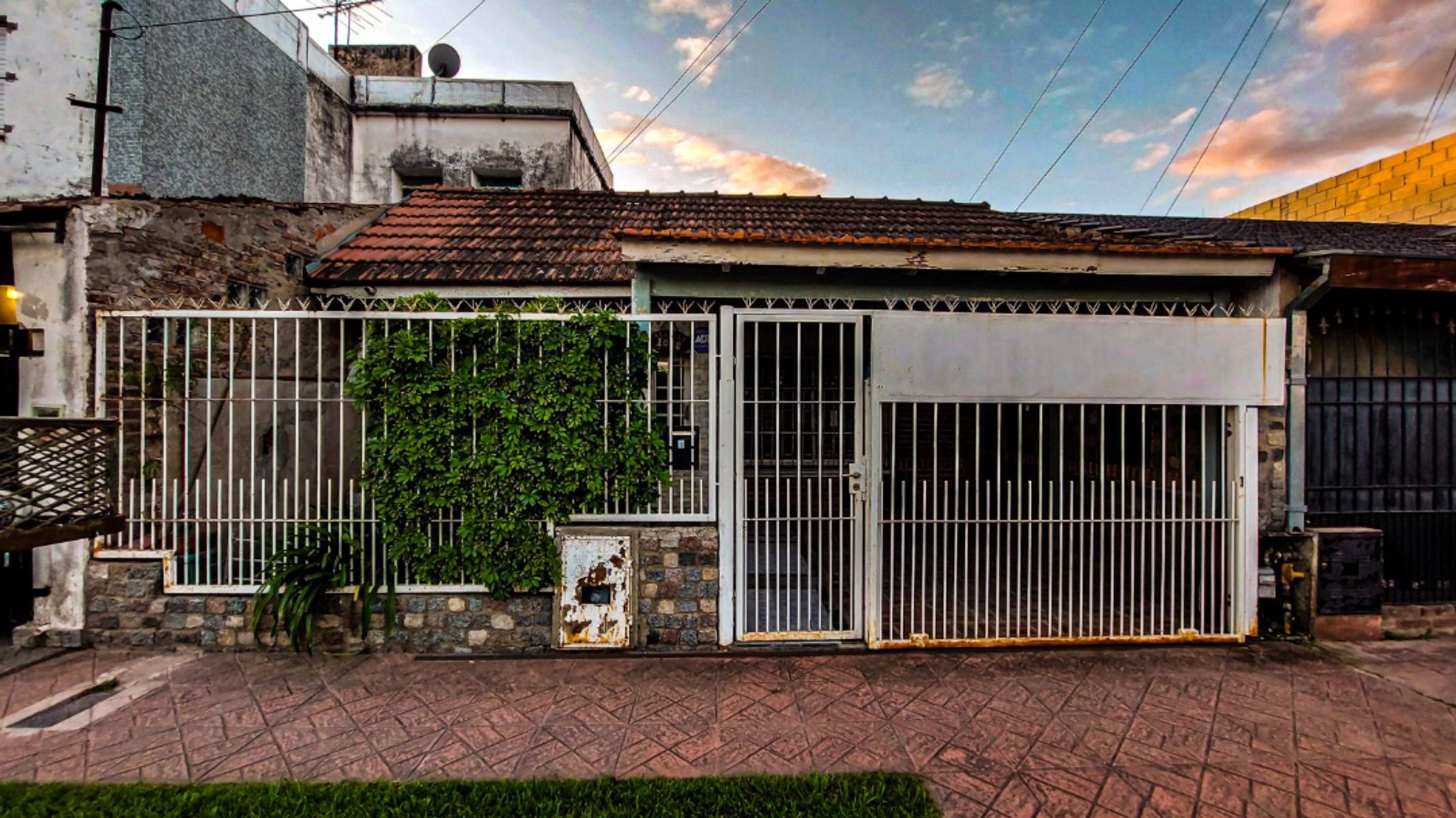 Excelente propiedad en venta. Merlo norte