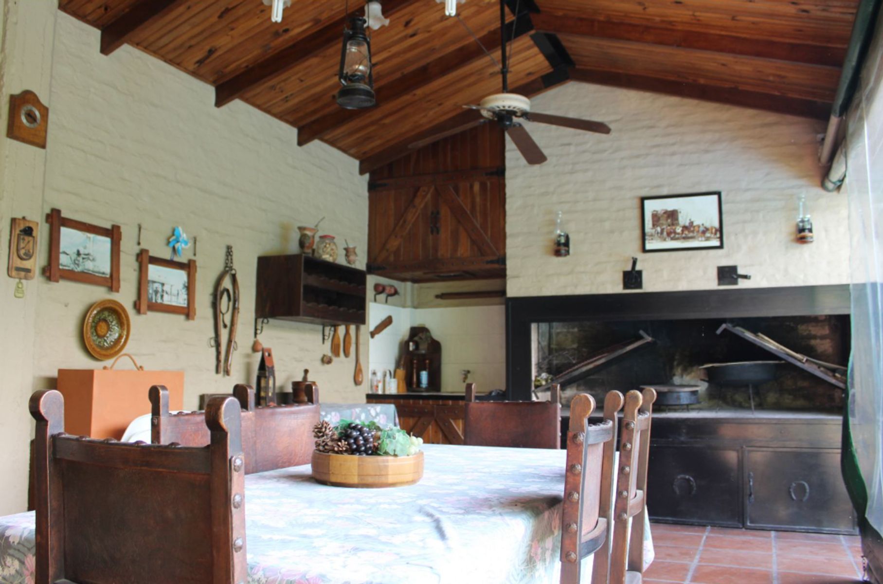 Excelente vivienda con local comercial. Centro de Ituzaingó norte. — foto 8