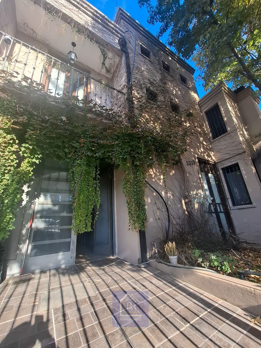 APTA CRÉDITO | Excelente casa de categoría con parque y piscina | Ituzaingó - 14