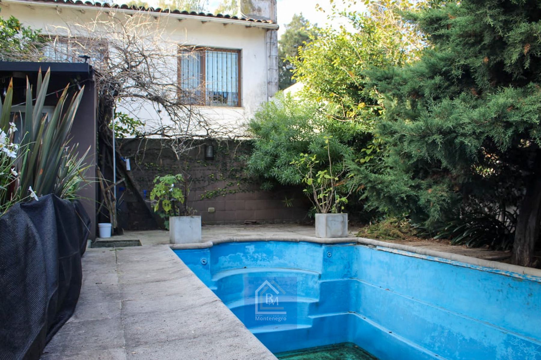 APTA CRÉDITO | Excelente casa de categoría con parque y piscina | Ituzaingó - 20