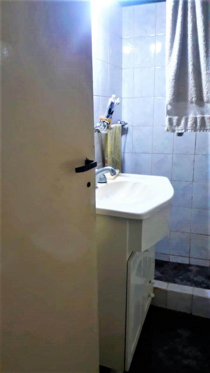 CHALET 4 AMBIENTES CON COCHERA — foto 6