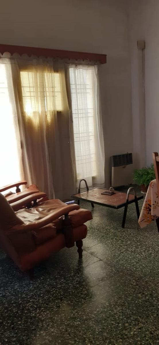 CASA CON DOS LOCALES COMERCIALES / PERMUTA — foto 14