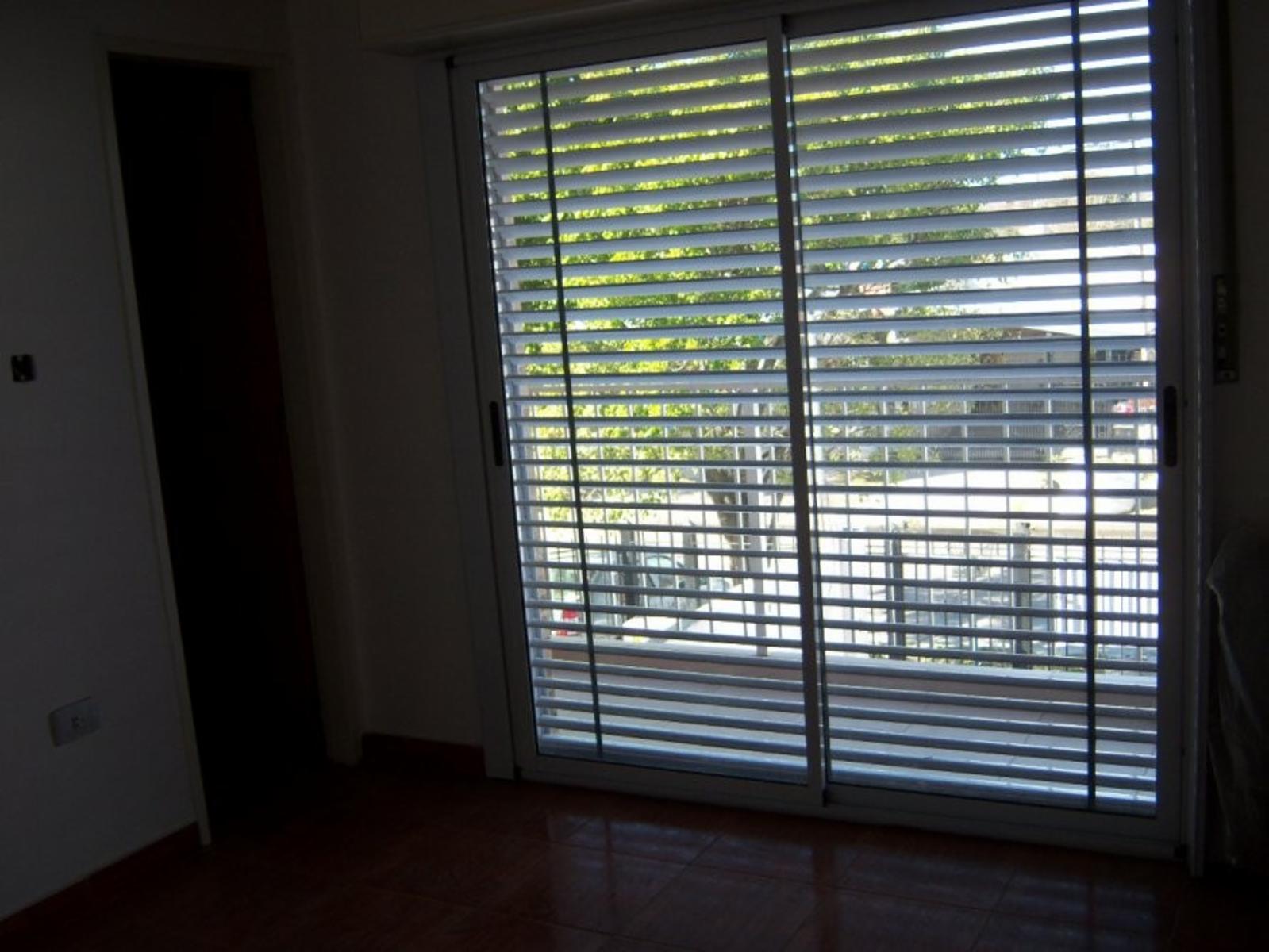 DUPLEX 3 AMB C/COCHERA / APTO CREDITO — foto 4