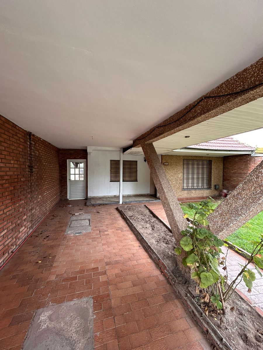 CHALET 4 AMBIENTES / APTO CREDITO. ACEPTA PERMUTA — foto 3