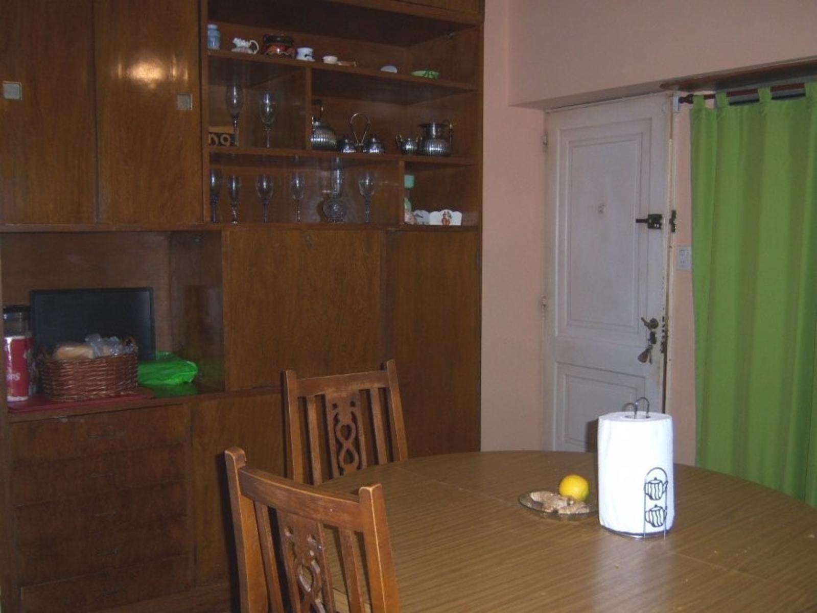 Casa de 4 Ambientes C/pque. Permuta. &quotSUSPENDIDA&quot — foto 12