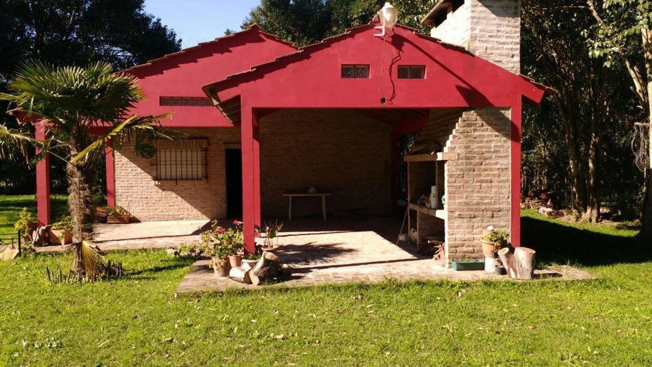 Excelente Casa - Quinta con Pileta - 4