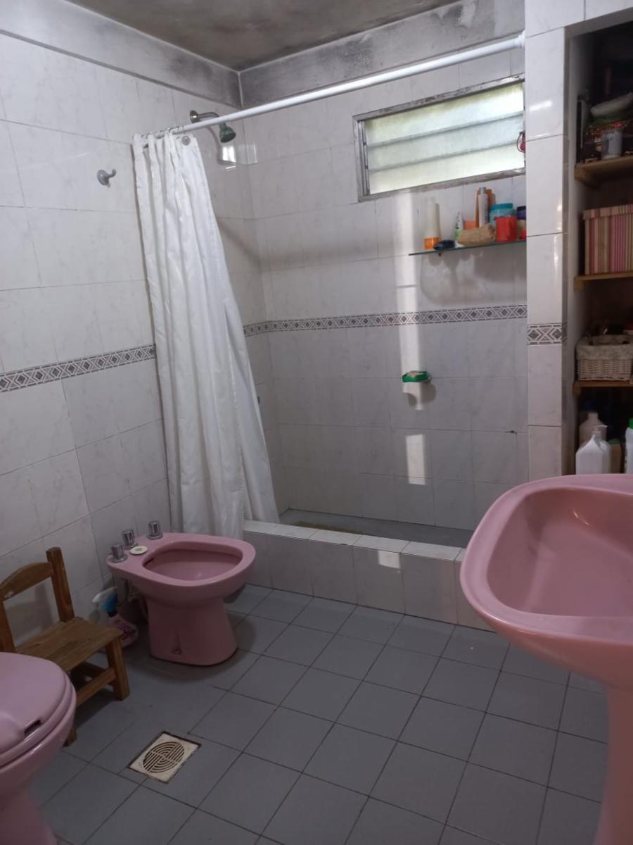 Excelente Casa - Quinta con Pileta - 22