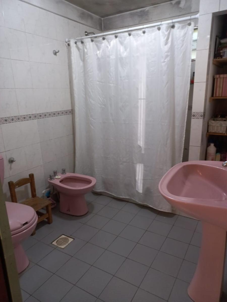 Excelente Casa - Quinta con Pileta - 23