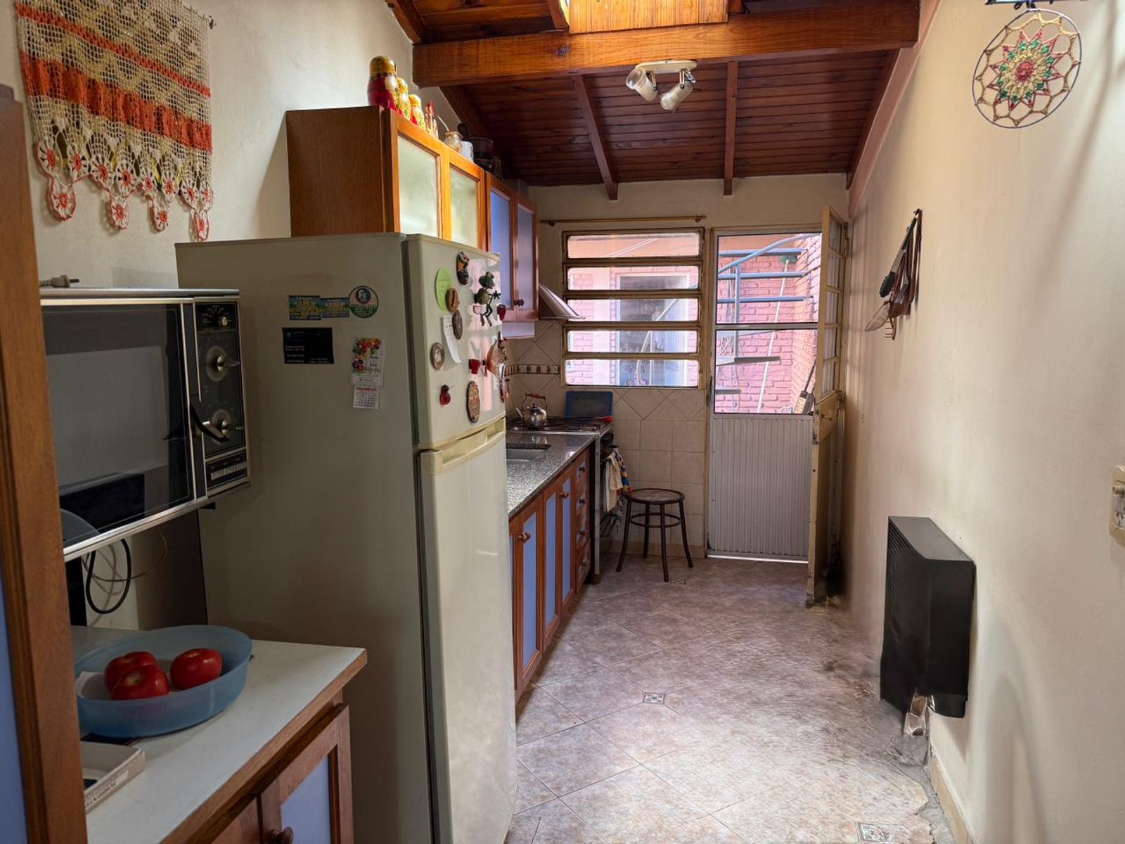 CASA 4 AMBIENTES CON COCHERA Y PATIO — foto 8