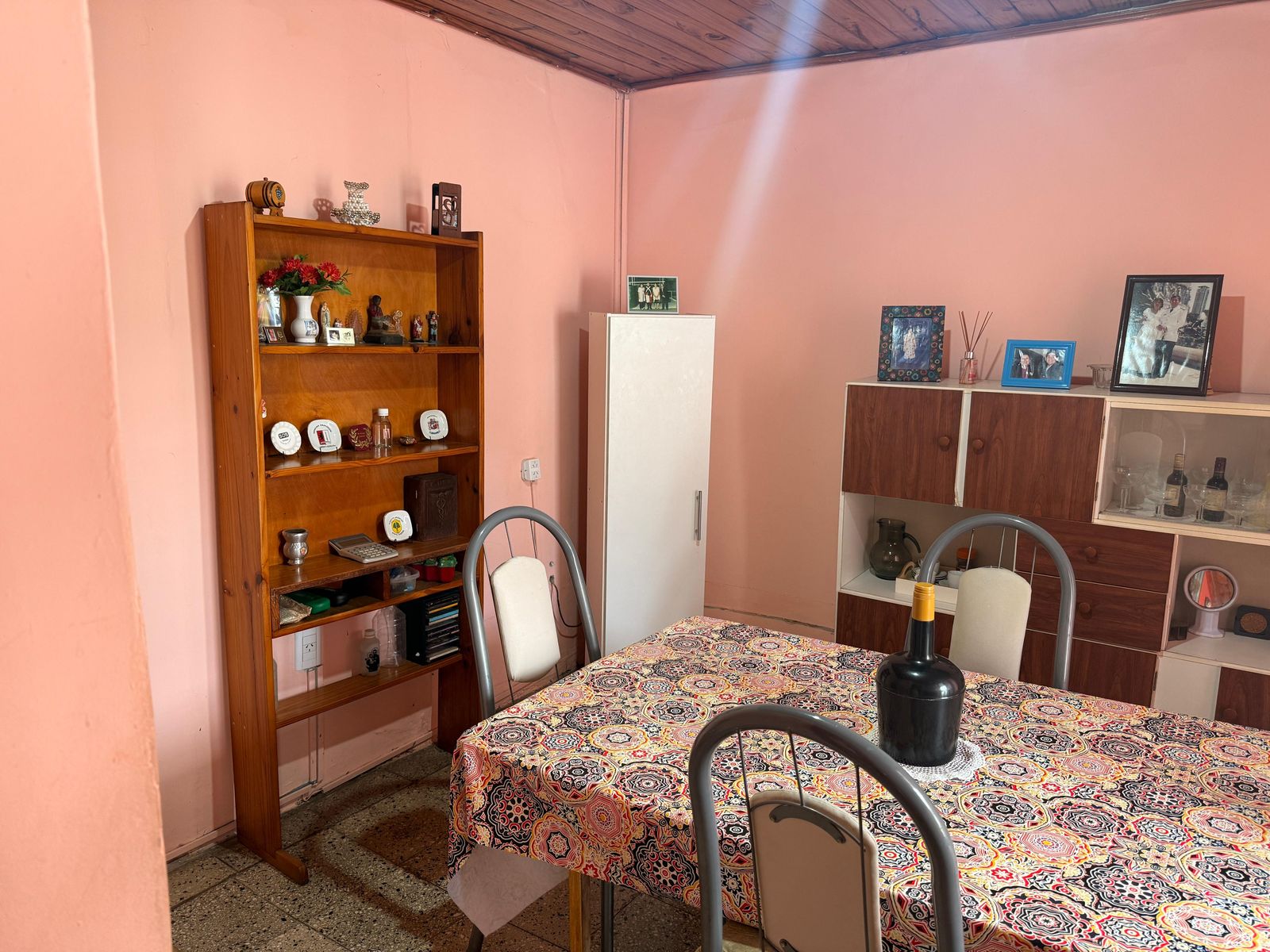 CASA SOBRE LOTE 8,66x39 CON COCHERA, JARDIN Y PARQUE — foto 9