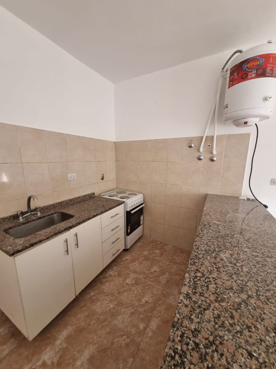 PH 2 AMBIENTES AL FRENTE CON PATIO - 4