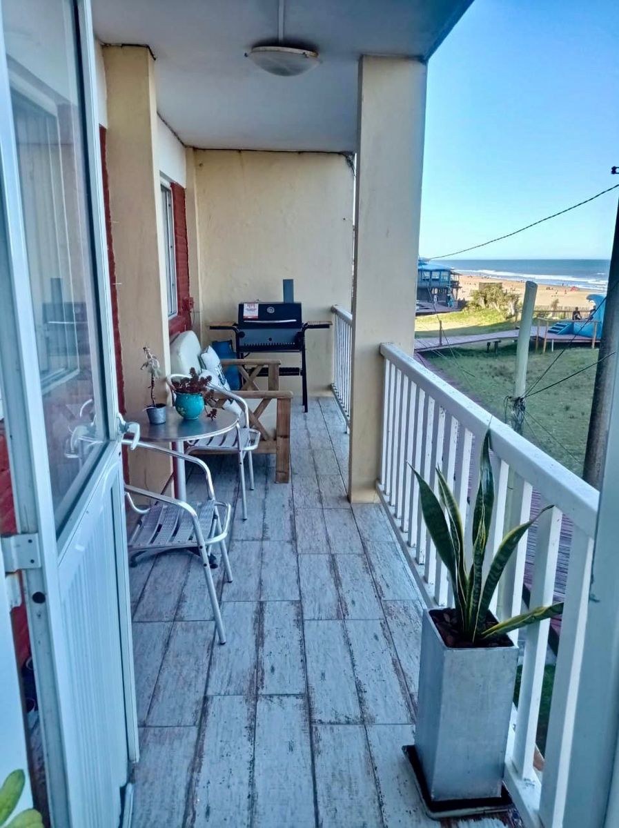 Temporario en Gesell: 2 habitaciones, balcón al mar , centro a 2 cuadrasy a 50 metros de la arena — foto 8