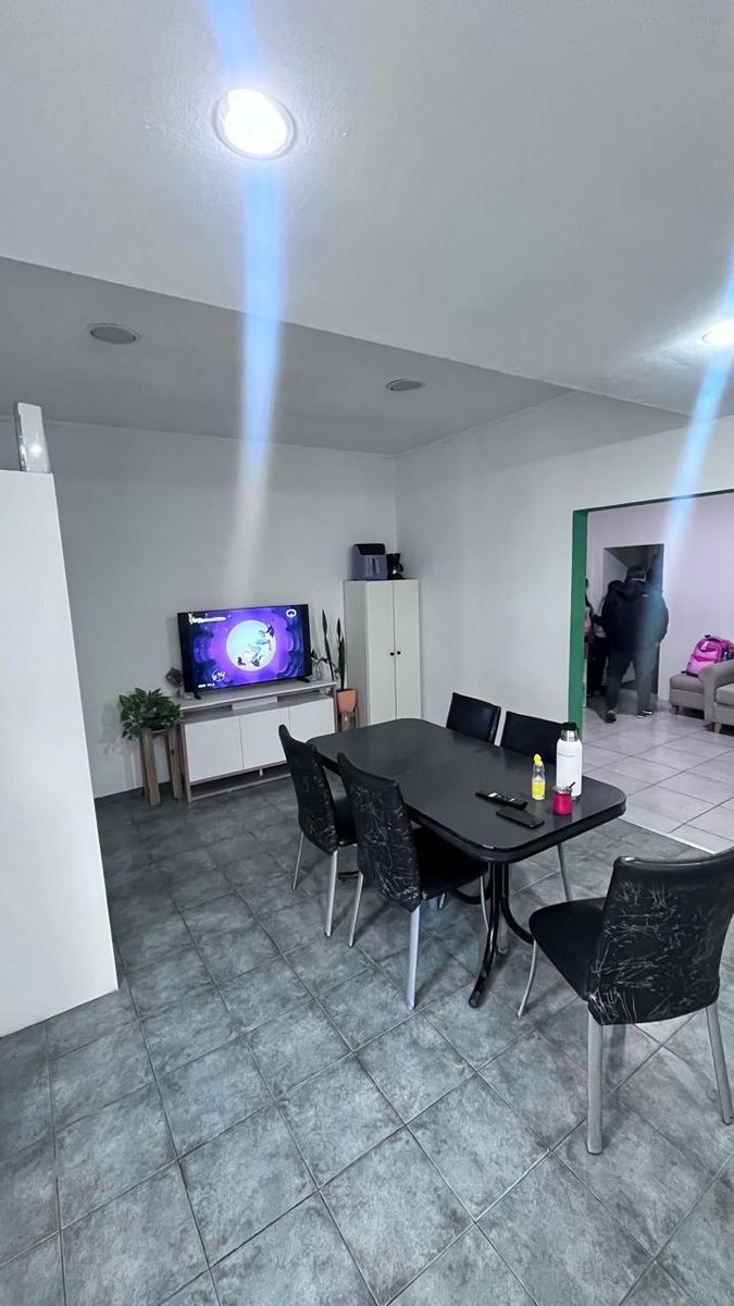 Dúplex + casa en venta - 5