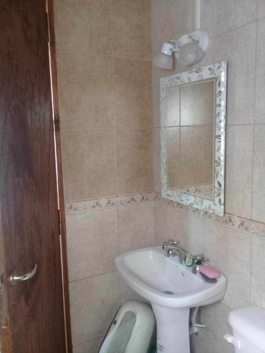 Rosario: Maestro Massa 1075 - Casa de 3 dormitorios, 2 baños, Santa Fe, Argentina — foto 15