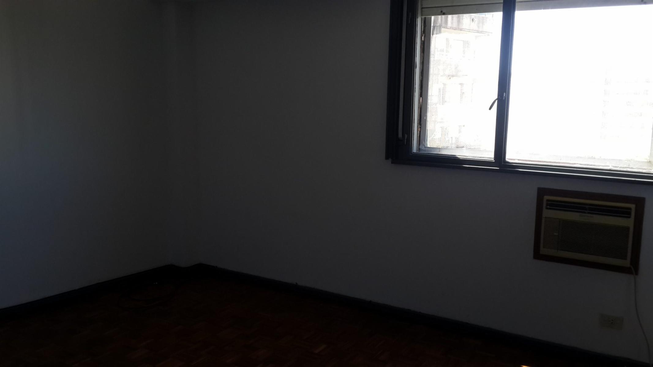 Rosario: Maipu 714 piso 10 Dto 1 o A - Departamento externo con balcon de 3 dormitorios con cochera en venta, Santa Fe, Argentina — foto 4