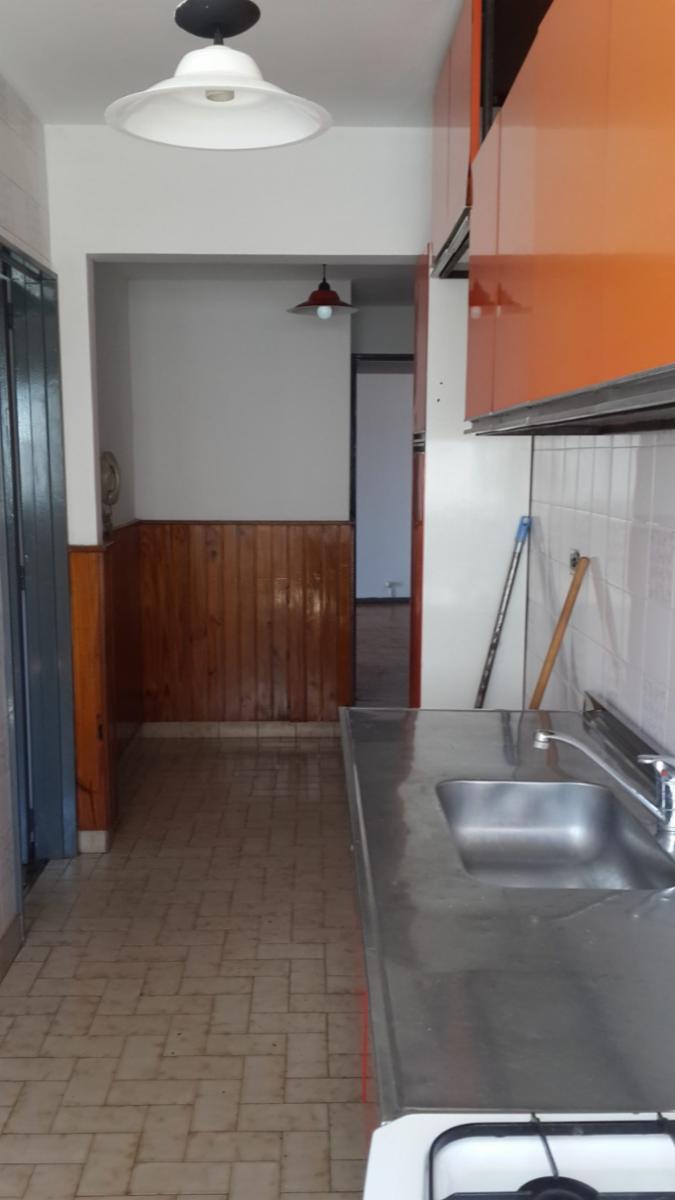 Rosario: Maipu 714 piso 10 Dto 1 o A - Departamento externo con balcon de 3 dormitorios con cochera en venta, Santa Fe, Argentina — foto 7