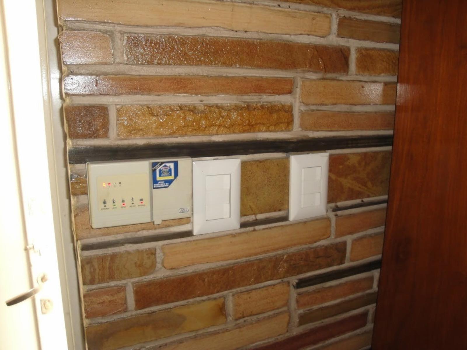 Villa Carlos Paz: Jorge Newbery 277 Casa 2 dormitorios y departamento 2 dormitorios interno, Córdoba, Argentina — foto 5