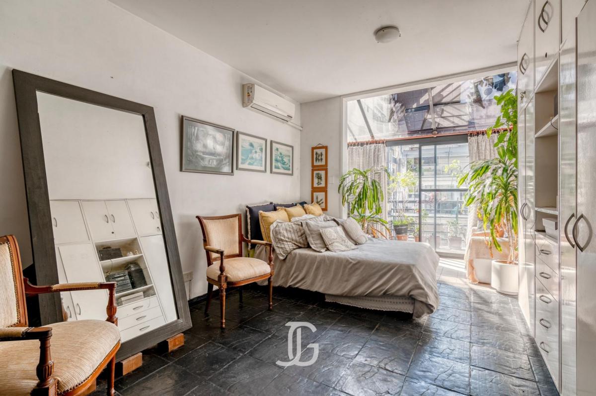 Hermoso Departamento Mono ambiente. Piso Alto Vista Abierta. Paunero y Av. Las Heras