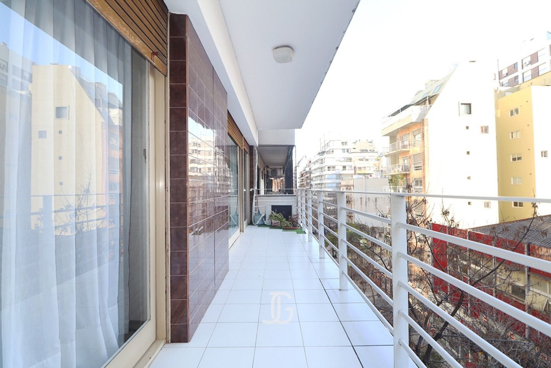 Excelente Departamento 4 Amb. C/ Dep. Al Frente. Cochera.-JorgeNewbery1700 — foto 7
