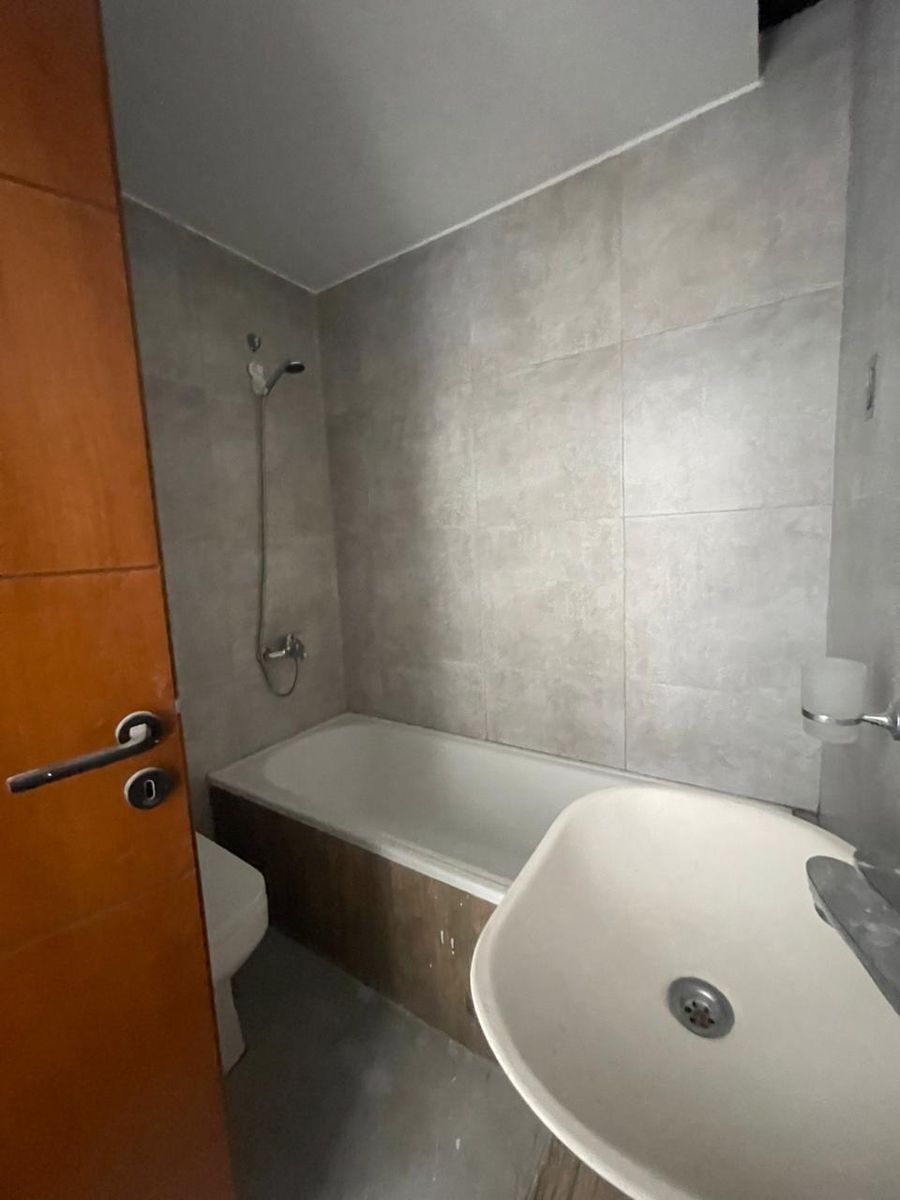 Excelente 2Amb. a Estrenar c/Balcón Terraza. Mercedes 300- Floresta. — foto 6