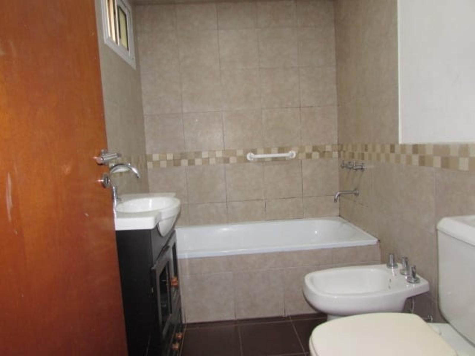 Departamento Monoambiente Con Balcón En Liniers — foto 5
