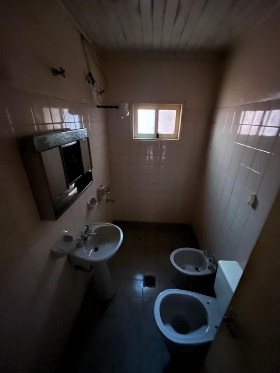 CASA EN VENTA A REFACCIONAR - 15