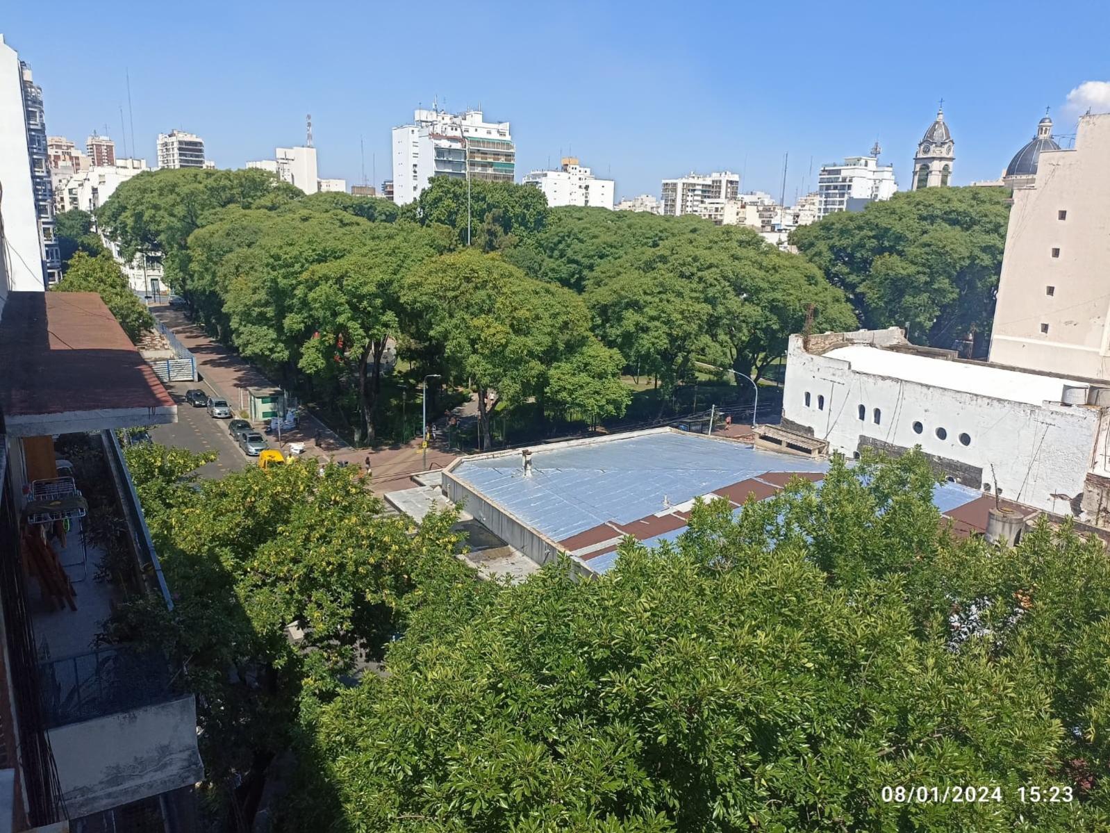 OPORTUNIDAD 4 amb Balcon al frente en venta — foto 2