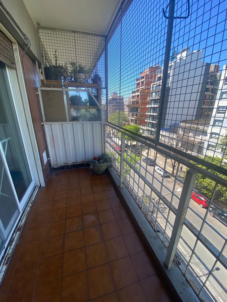 V. Urquiza C/renta Amplio, Luminoso 3 Ambientes Frte. Balcón — foto 3