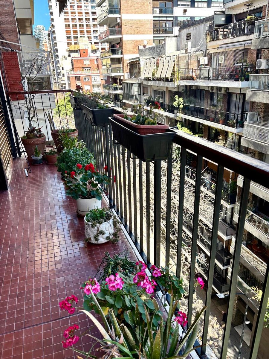 Barrancas de Belgrano piso cuatro ambientes, dependencia, cochera y baulera — foto 3