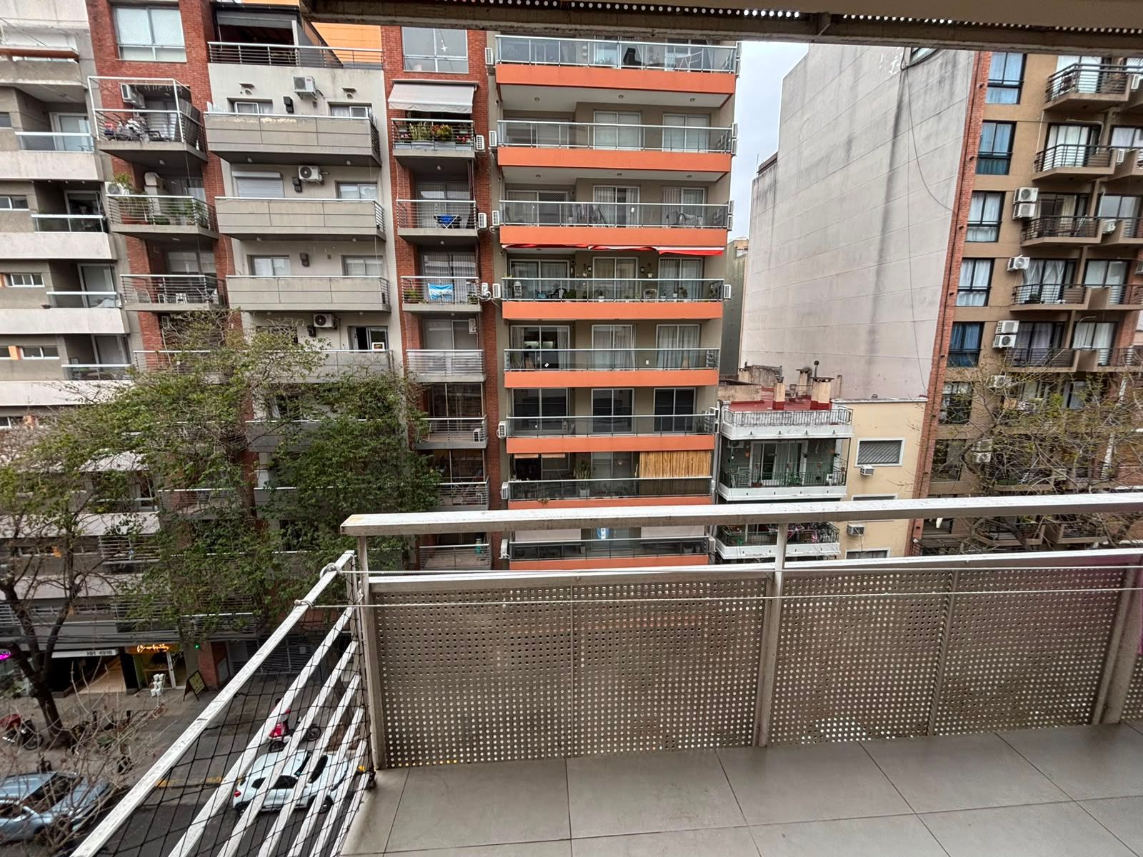 VILLA URQUIZA - 2 AMBIENTES CON COCHERA - 2