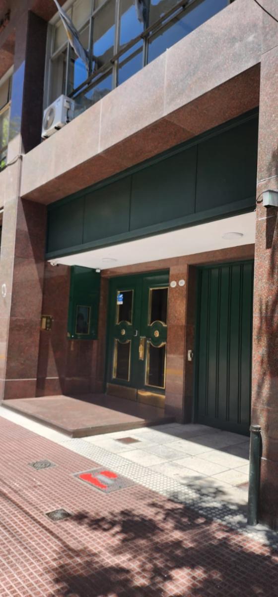 Impactante departamento de 4 amb./Balcón de 55 m2 — foto 3