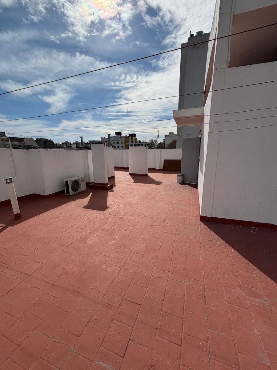 Alquiler sin expensas 3er piso por escalera - 10