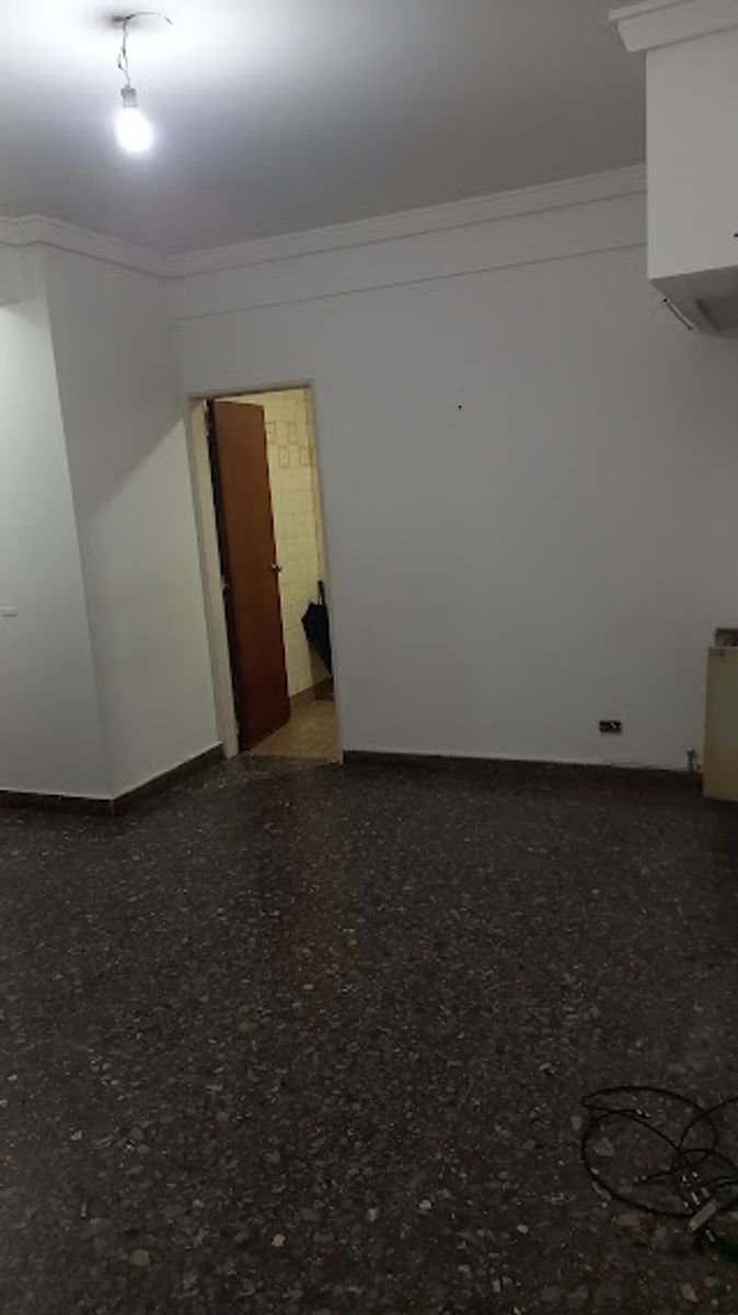 Donato Alvarez 2075 Planta Baja , Dos Ambientes con patio a 50 Mts de Av Gral San Martín — foto 3