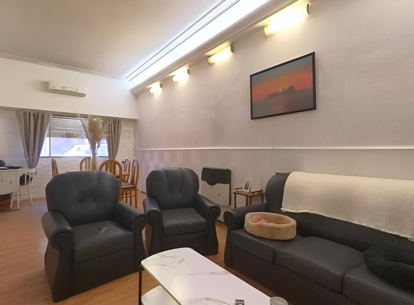 Venta de casa con cochera - Liniers Capital Federal — foto 11