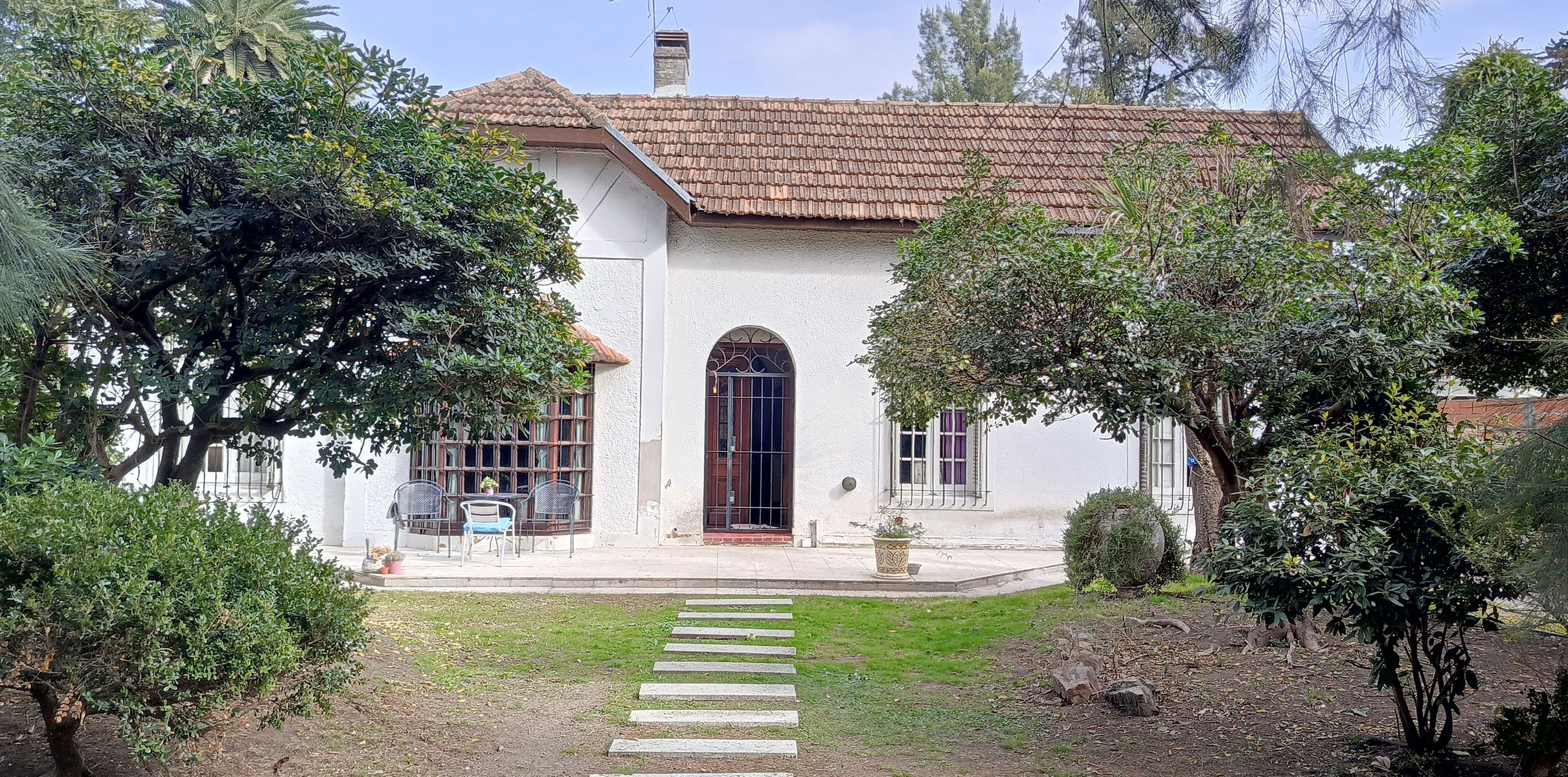 VENTA, HERMOSA CASA