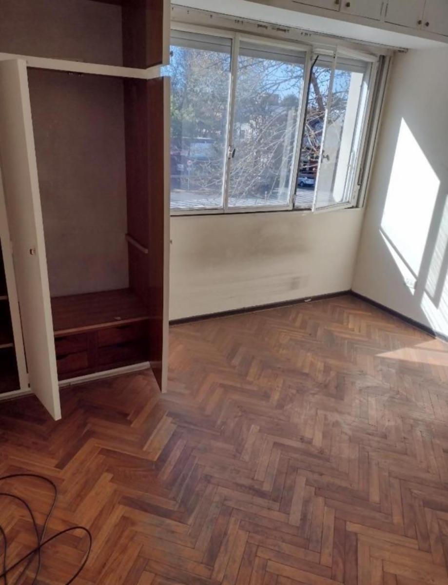 VENTA DE DEPARTAMENTO A RECICLAR. AL FRENTE. UBICACION ESTRATEGICA. — foto 7