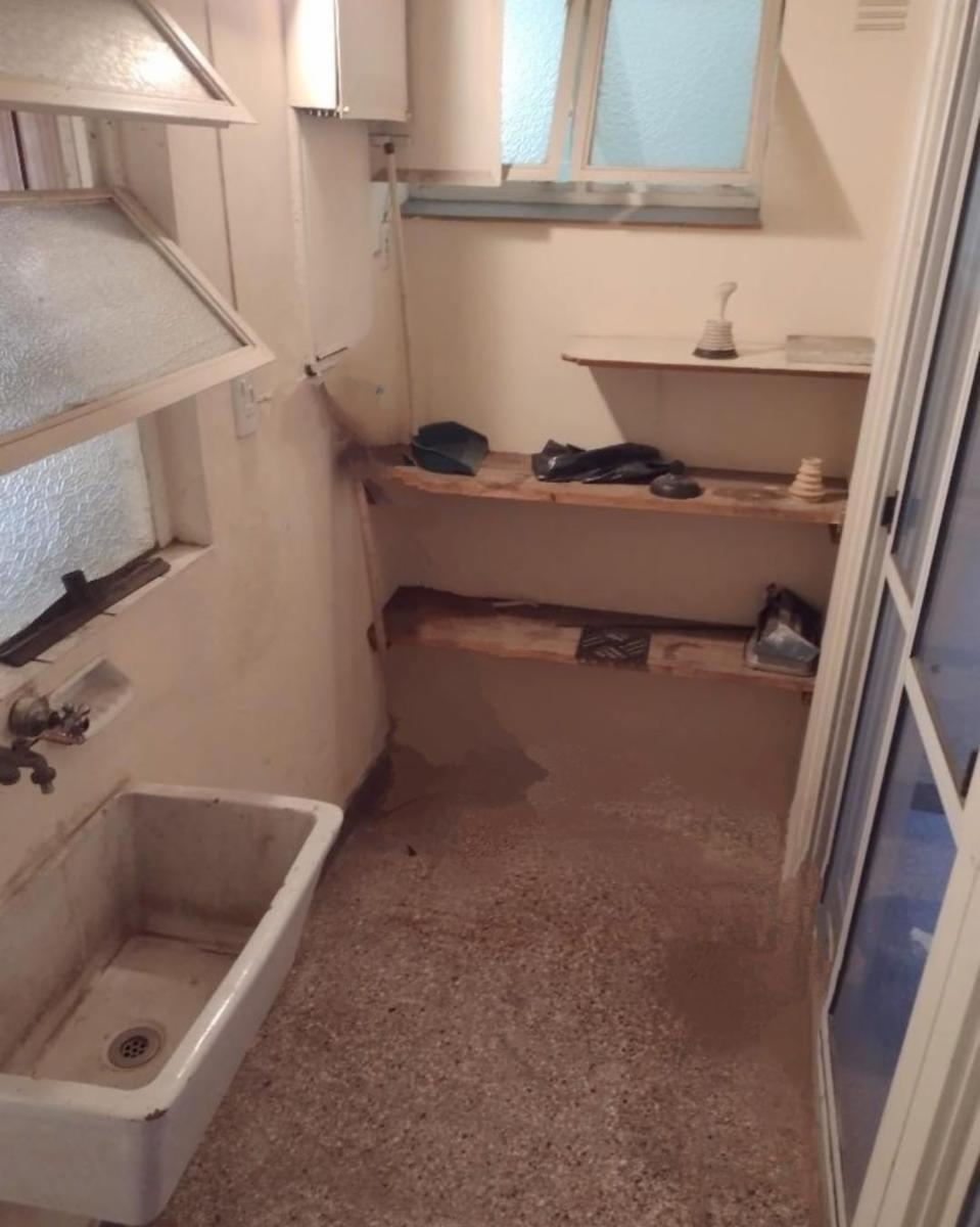 VENTA DE DEPARTAMENTO A RECICLAR. AL FRENTE. UBICACION ESTRATEGICA. — foto 10