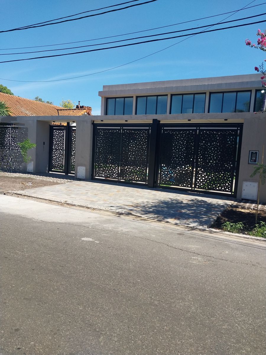VENTA DE ESPECTACULAR DUPLEX-POR SUS DIMENSIONES- 5 AMBIENTES. — foto 3