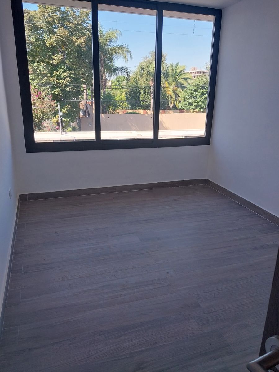 VENTA DE ESPECTACULAR DUPLEX-POR SUS DIMENSIONES- 5 AMBIENTES. — foto 6