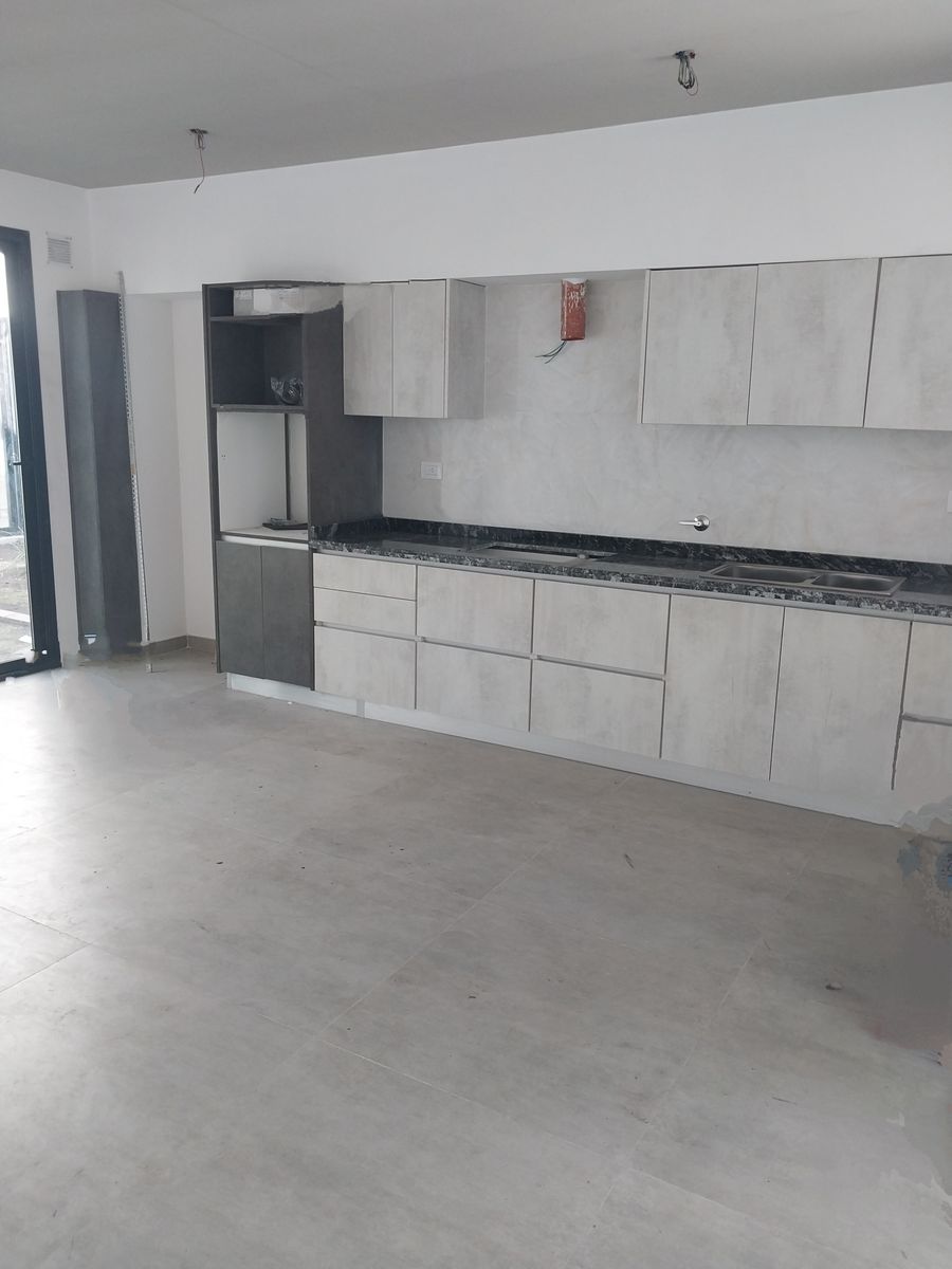 VENTA DE ESPECTACULAR DUPLEX-POR SUS DIMENSIONES- 5 AMBIENTES. — foto 11